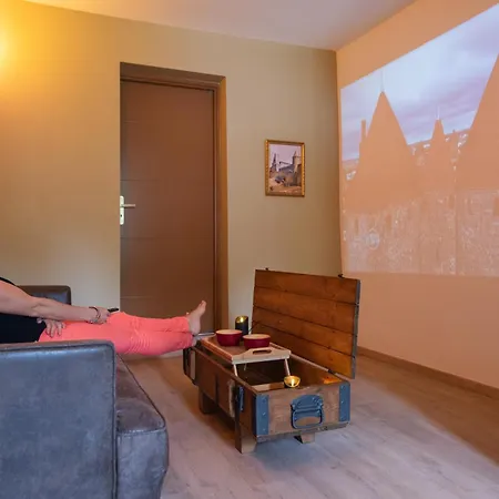 Confort ! Ville, Calme, Cinema Prive, Climatisation, Parking, Wifi *