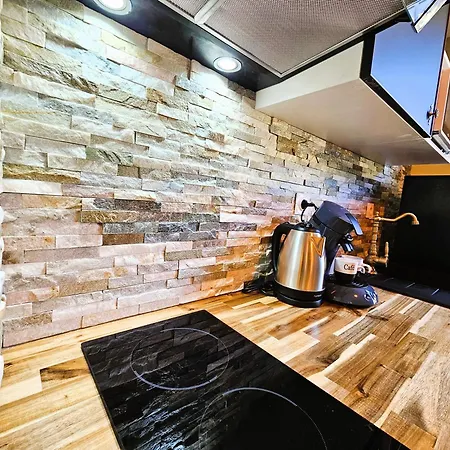 Confort ! Ville, Calme, Cinema Prive, Climatisation, Parking, Wifi Apartamento