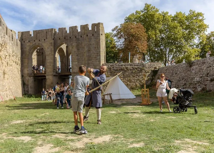 Confort ! Ville, Calme, Cinema Prive, Climatisation, Parking, Wifi * Carcassonne