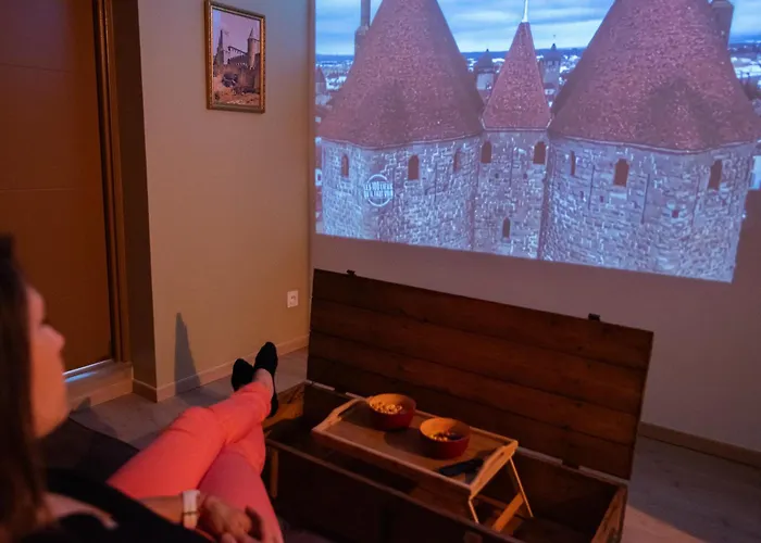 Confort ! Ville, Calme, Cinema Prive, Climatisation, Parking, Wifi